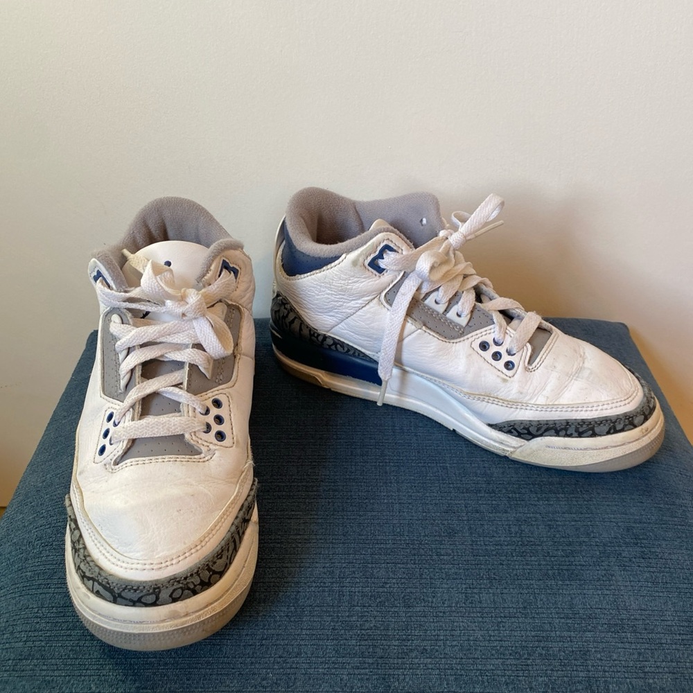 Nike Air Jordan Big Kid's 3 Retro White/Midnight Navy (DM0967 140) size 4